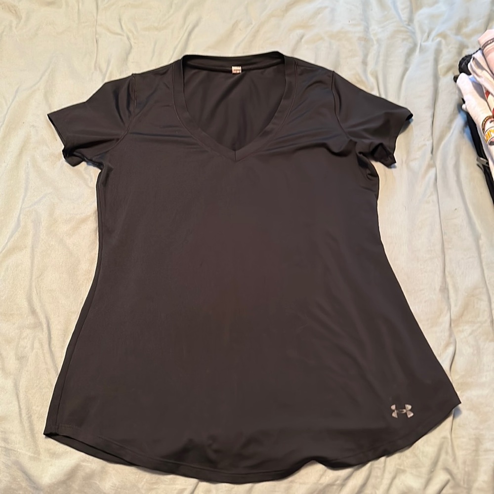 Black v-neck workout tank